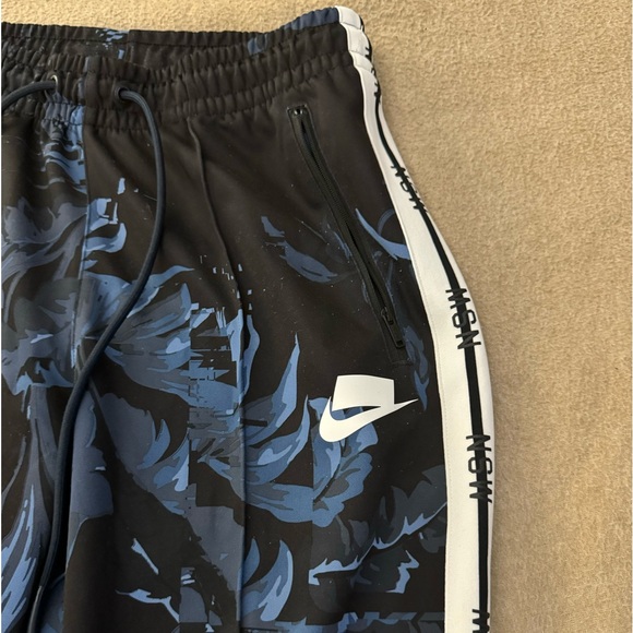 Nike Sportswear Mens Blocked Logo Floral Track Pants Blue Medium RARE - Picture 4 of 12